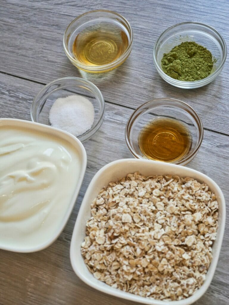 ingredients for matcha overnight oats